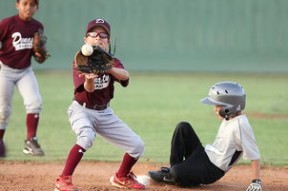 ac米兰-国际极限运动滑板赛中国少年获银牌，滑板竞赛